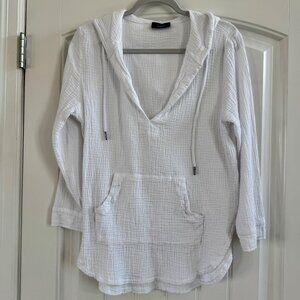 Vici White Lightweight Long Sleeve Tunic Top